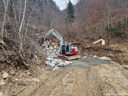 Sanacijska obnova vodotokov in hudournikov po poplavah (2)